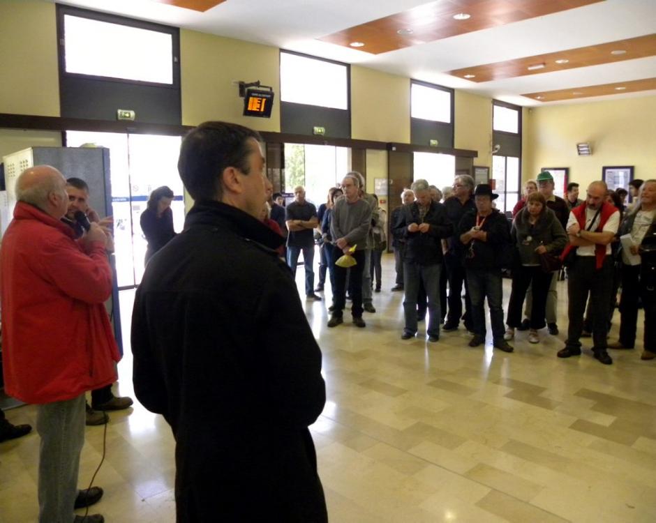Le collectif gare vivante mobilise - La Dépêche du Midi - Dimanche 2 novembre 2014