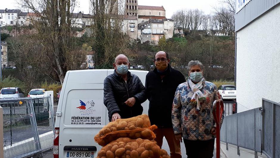 Une tonne de pommes de terre pour la solidarité à Cahors // 2020.12.22